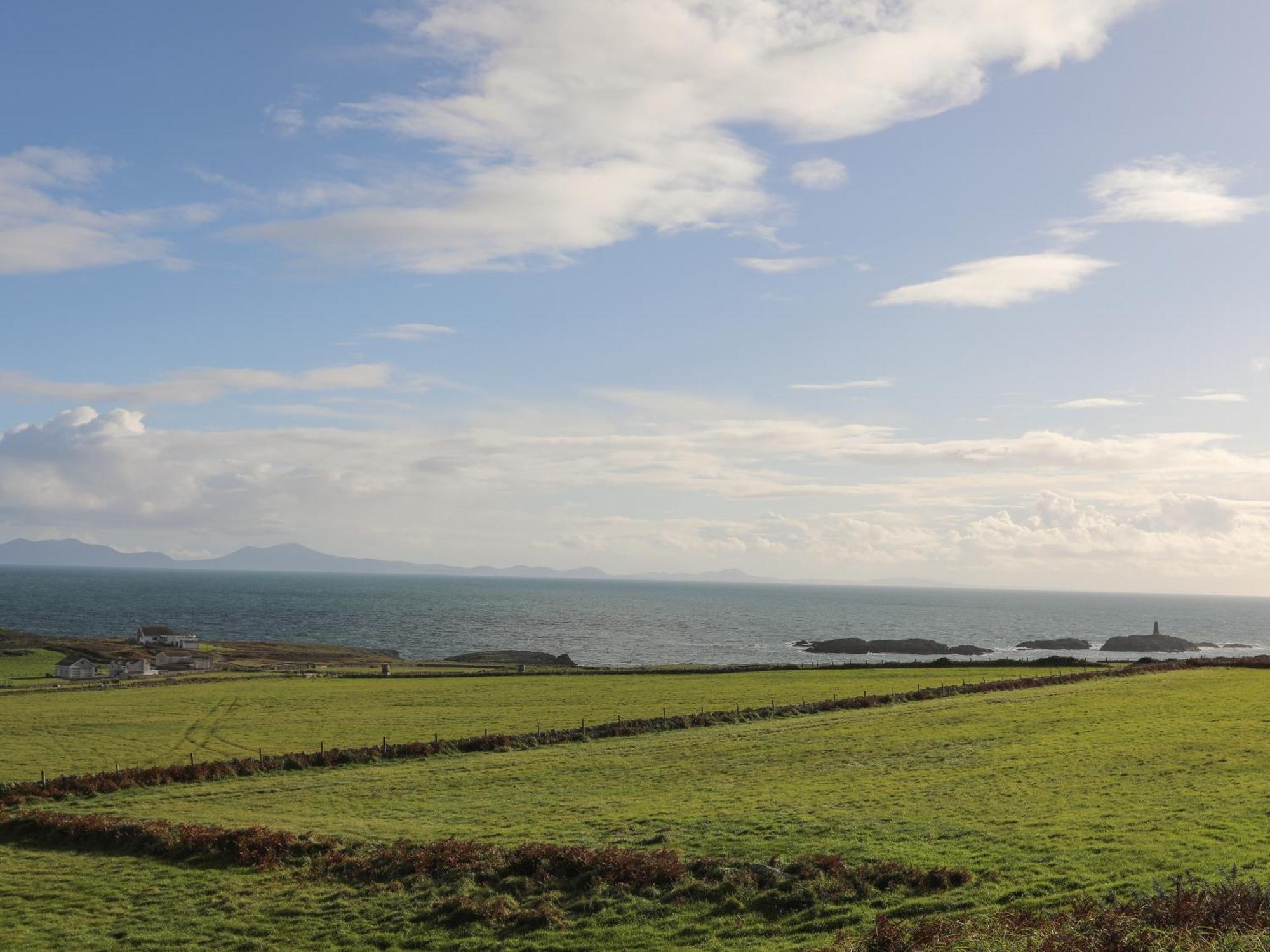 Plas Bach * Rhoscolyn